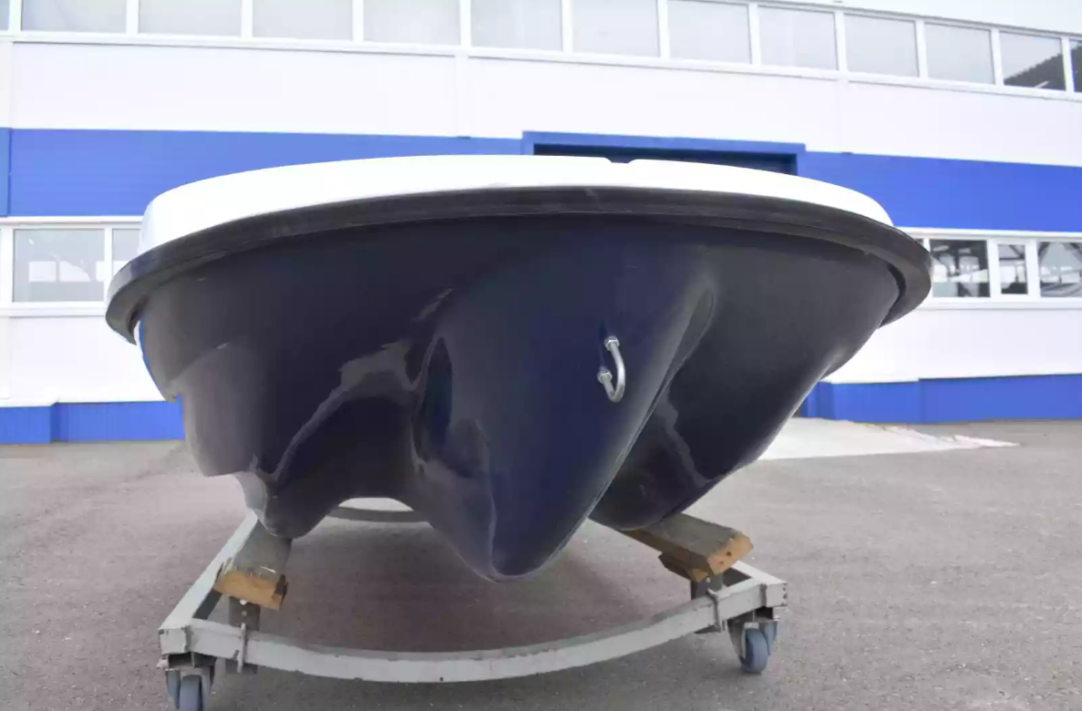 Стеклопластиковая лодка Пингвин New (тримаран) в Обнинске