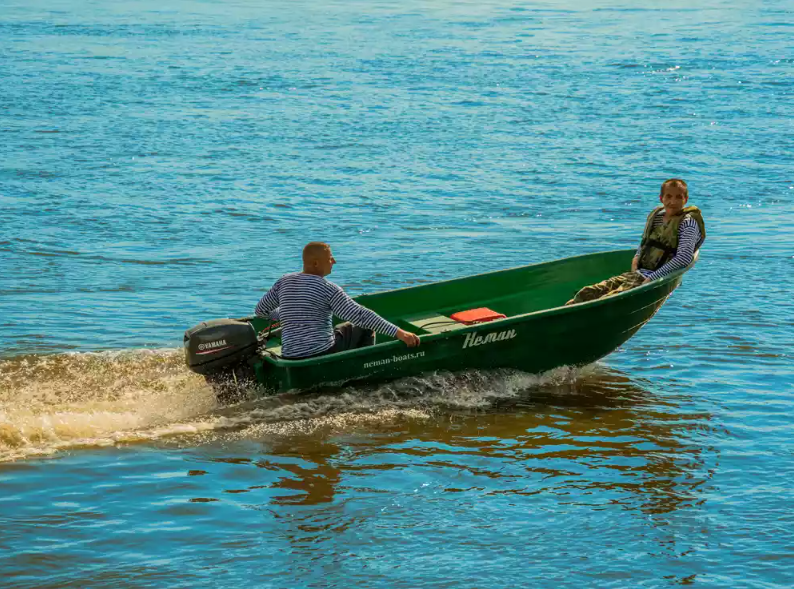 Стеклопластиковая лодка Neman-340 (тримаран) в Обнинске