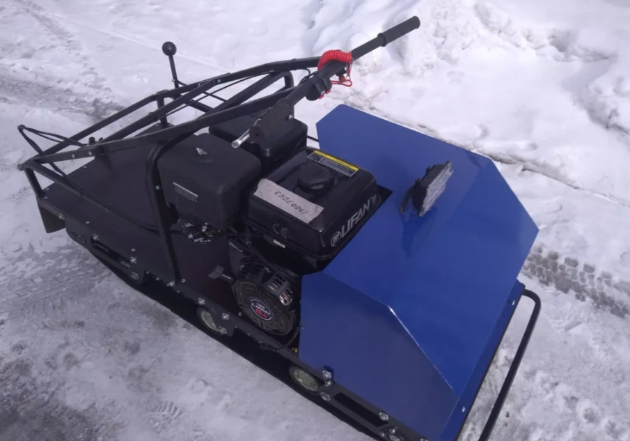 Мотобуксировщик AhtaR ЗИМА с реверсом (задний ход) в Обнинске