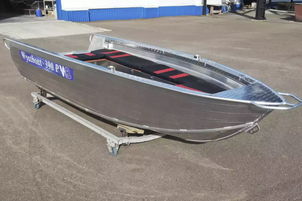 Алюминиевая лодка Wyatboat-390РМ увеличенный борт в Обнинске