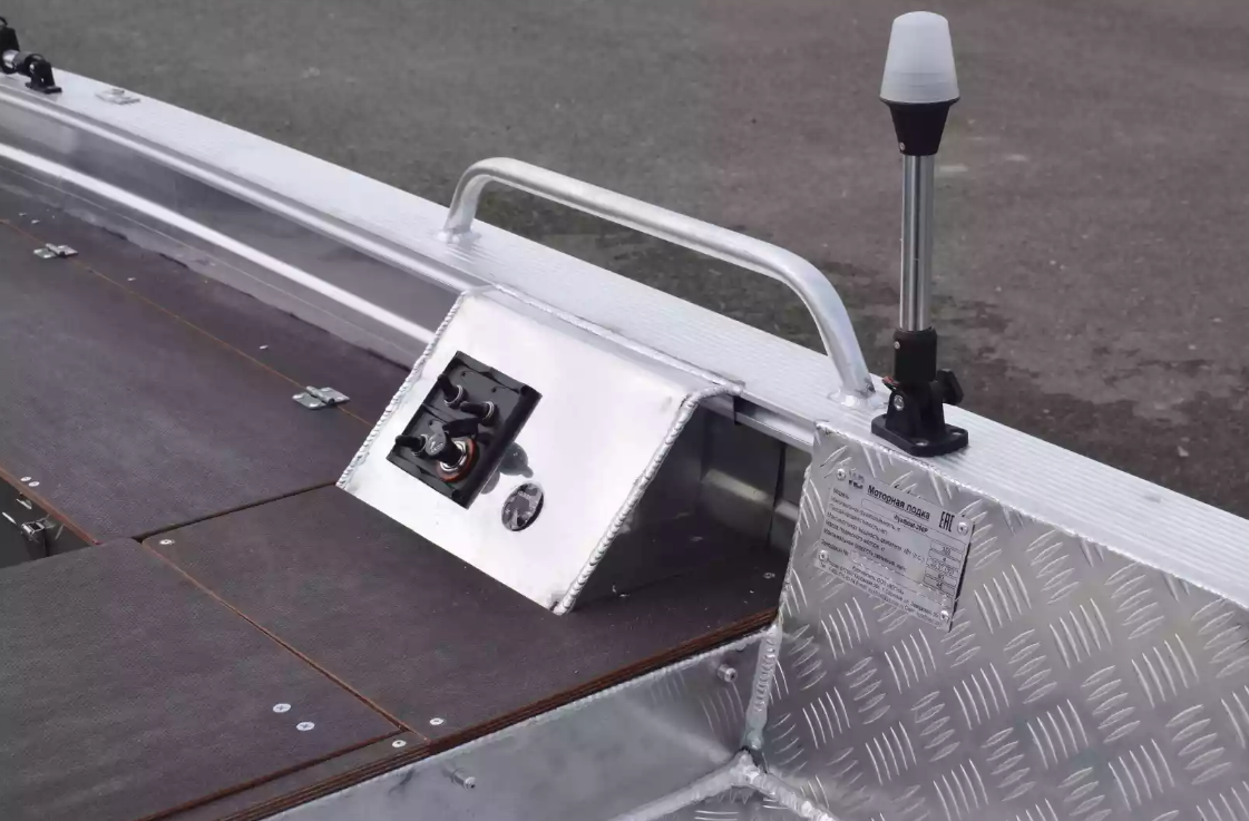 Алюминиевая лодка Wyatboat-390РМ в Обнинске