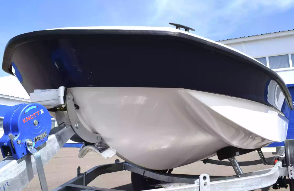 Стеклопластиковая лодка Wyatboat 430 тримаран в Обнинске