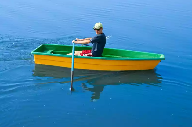 Стеклопластиковая лодка Малютка в Обнинске