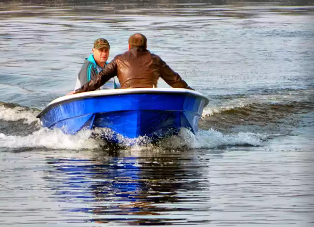 Стеклопластиковая лодка Wyatboat 430 тримаран в Обнинске