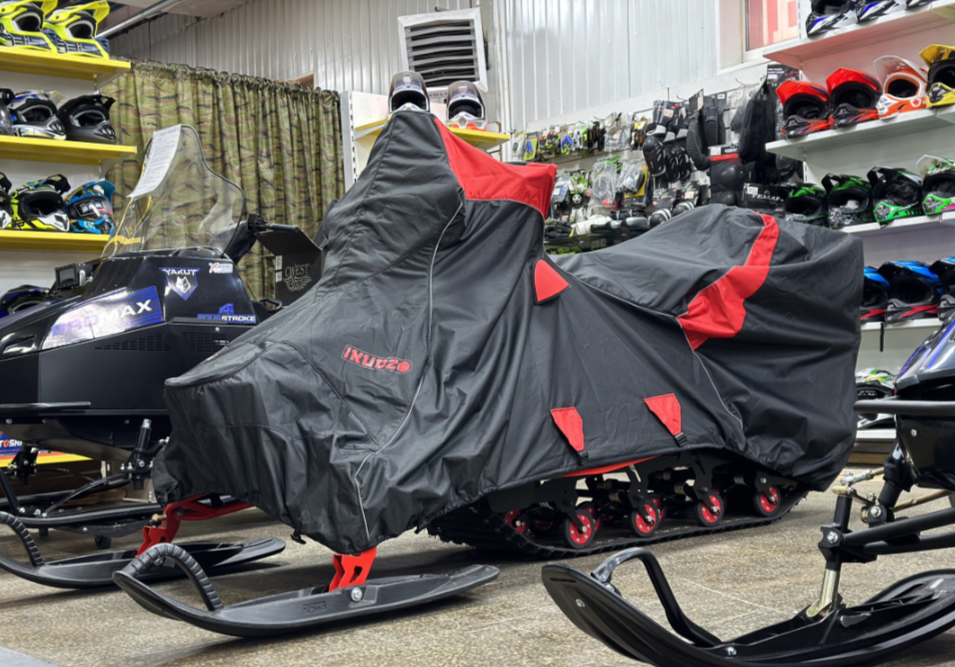 Чехол транспорт. снегохода IKUDZO HUNTER черно-красный Оксфорд ПРЕМИУМ качества с лого IKUDZO в Обнинске