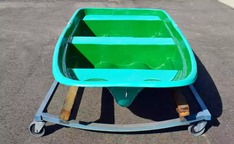 Стеклопластиковая лодка Старт (тримаран) в Обнинске