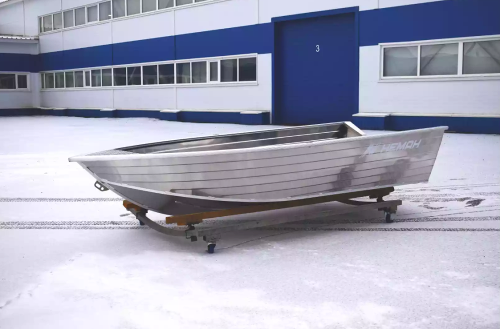Алюминиевая лодка Неман-400 в Обнинске