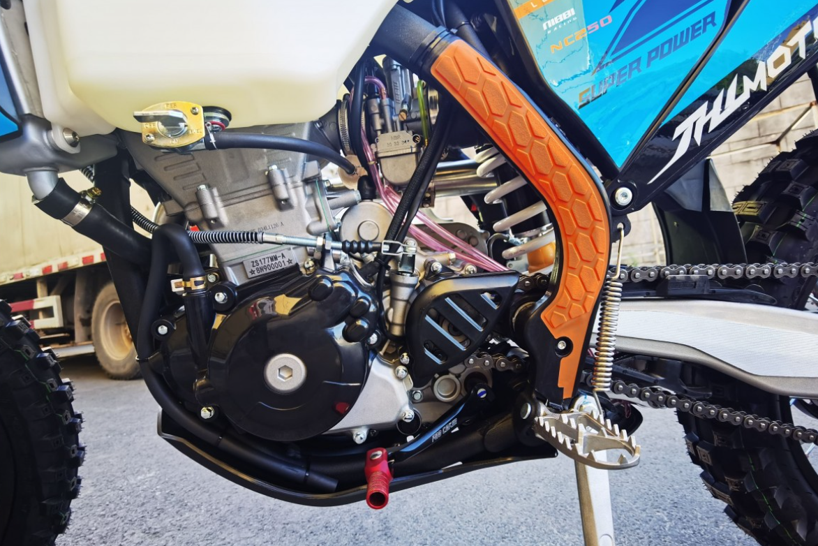 Мотоцикл JHLMOTO JHL Z7 NC250S (177MM-A) в Обнинске