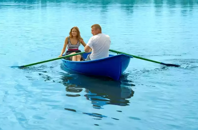 Стеклопластиковая лодка Дельфин в Обнинске