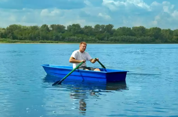 Стеклопластиковая лодка Малютка в Обнинске