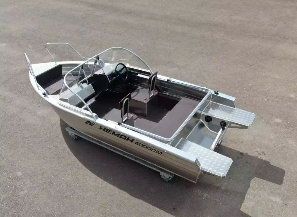 Алюминиевая лодка  Неман-400 DCM NEW в Обнинске