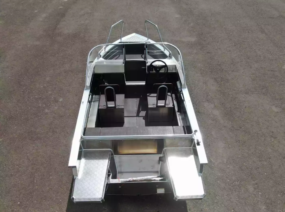 Алюминиевая лодка  Неман-400 DCM NEW в Обнинске