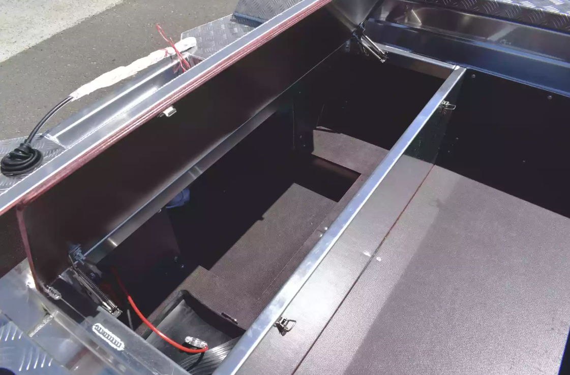 Алюминиевая лодка Wyatboat-390 DCM в Обнинске