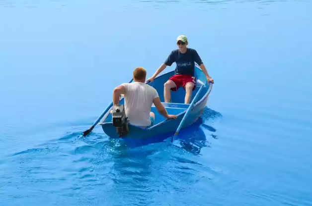 Стеклопластиковая лодка Омуль в Обнинске