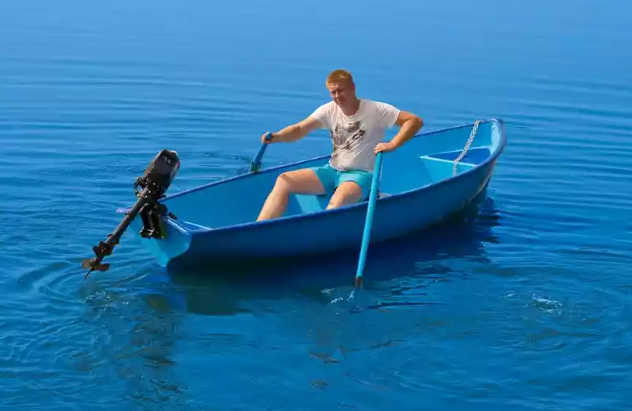 Стеклопластиковая лодка Омуль в Обнинске