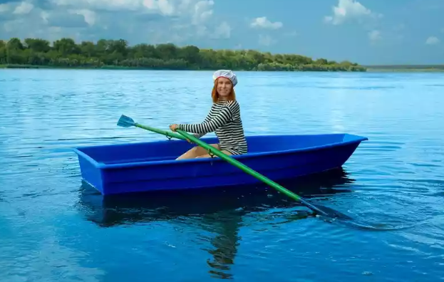 Стеклопластиковая лодка Малютка в Обнинске