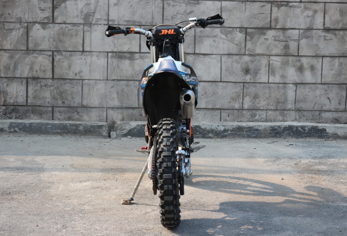 Мотоцикл JHLMOTO JHL Z3 CB250 (172FMM-3A) в Обнинске