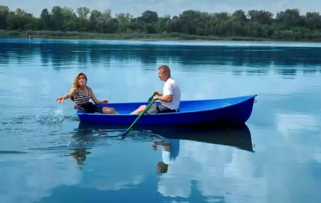 Стеклопластиковая лодка Дельфин в Обнинске