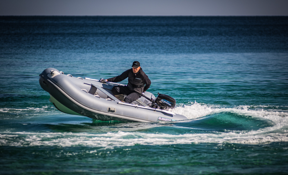 Лодка GLADIATOR RIB380AL в Обнинске