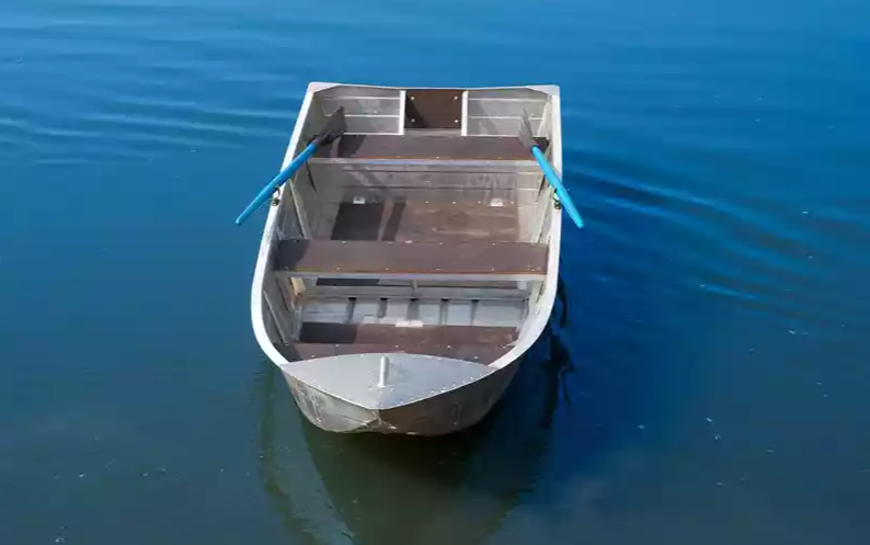 Алюминиевая лодка Вятка-Профи 37 в Обнинске