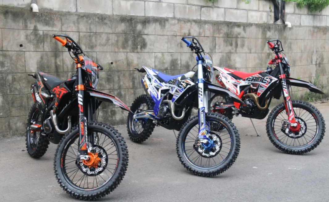 Кроссовый мотоцикл FAIDET CB300RL MAX KYB-TECH в Обнинске