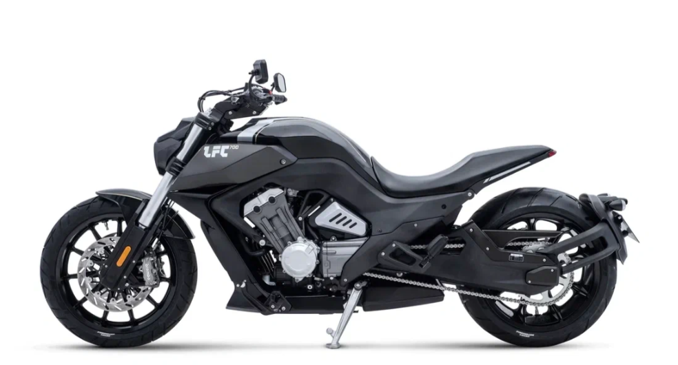 Мотоцикл Benda LFC 700 в Обнинске