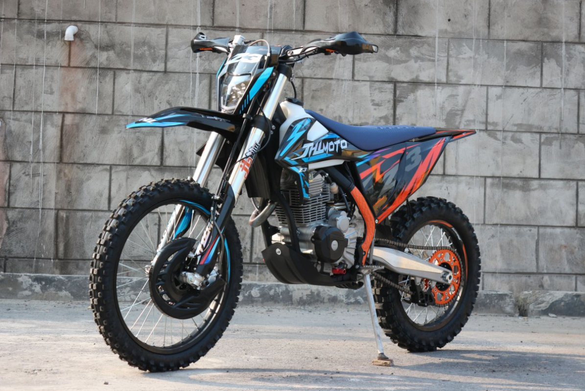 Мотоцикл JHLMOTO JHL Z3 CB250 (172FMM-3A) в Обнинске