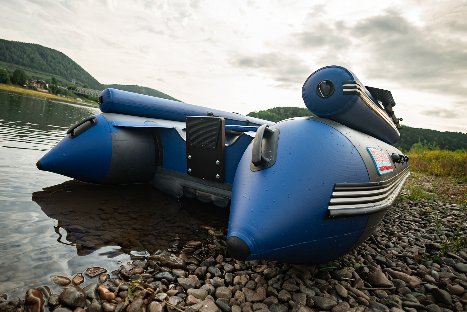 Лодка MISHIMO RIVER FJET PRO 430  под водомет в Обнинске