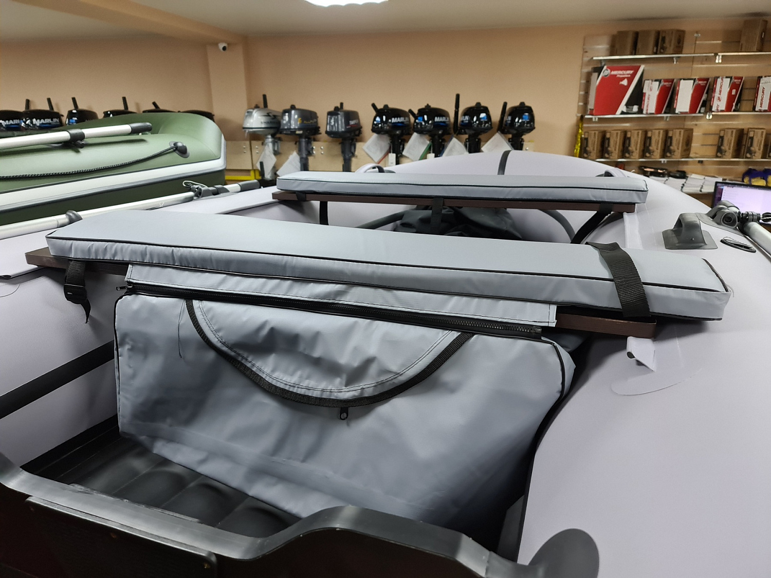 КОМПЛЕКТ МЯГКИХ НАКЛАДОК С СУМКОЙ ДЛЯ ЛОДОК 110Х20 СЕРЫЙ в Обнинске