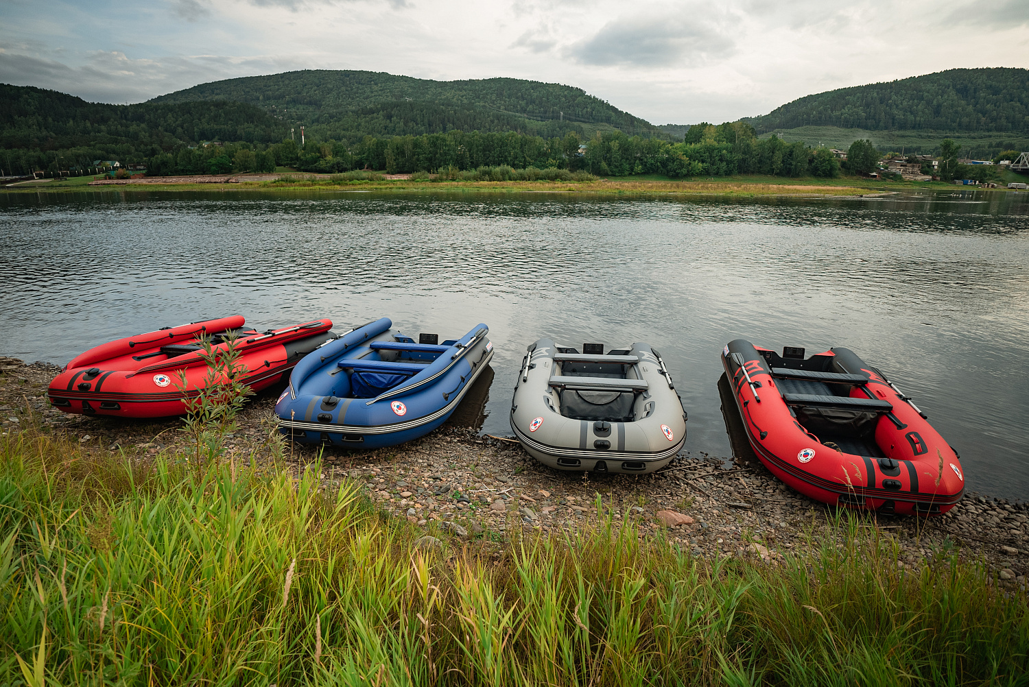 Лодка MISHIMO RIVER FJET PRO 430  под водомет в Обнинске