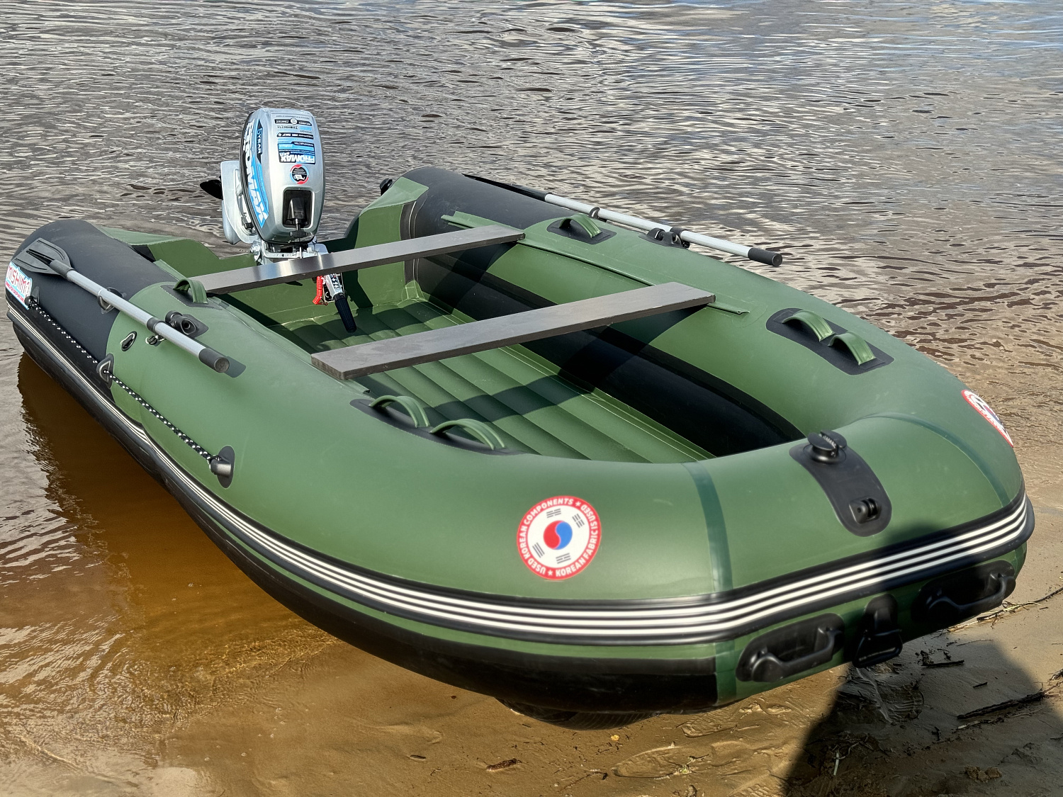 Лодка MISHIMO BIG FLOOR 400 в Обнинске