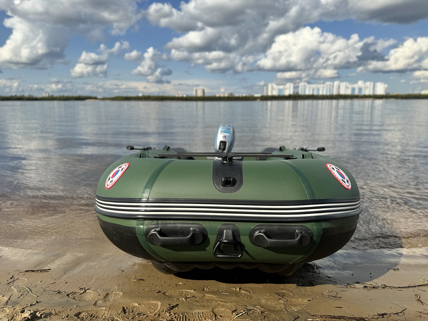 Лодка MISHIMO BIG FLOOR 400 в Обнинске