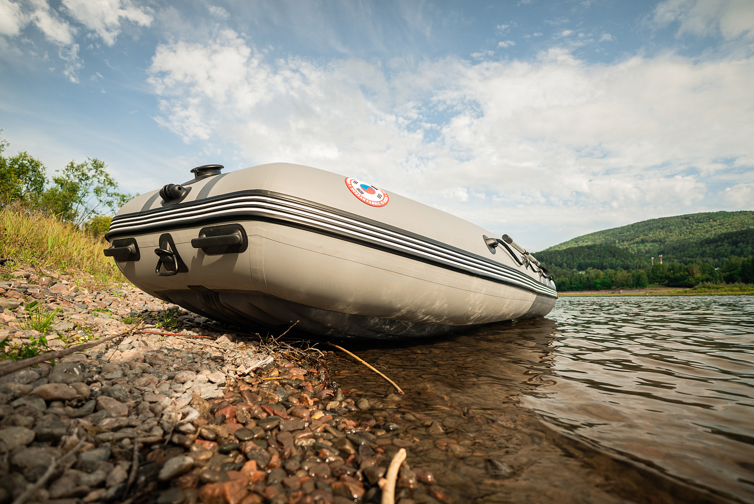 Лодка MISHIMO RIVER JET 390 под водомет в Обнинске